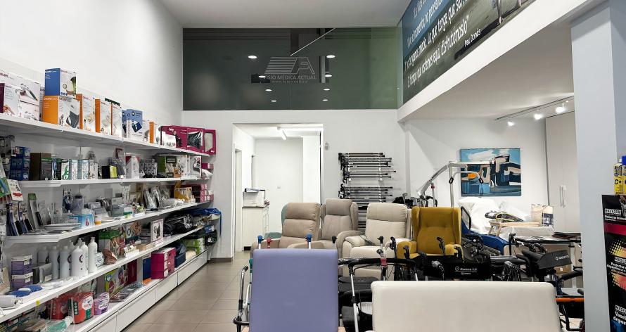 Foto Interior tienda física fisiomedica
